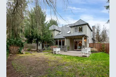 11048 SW Madrone Ct, Tualatin, OR 97062 - Photo 39