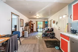 426 Ackerman Ave, Coos Bay, OR 97420 - Photo 9