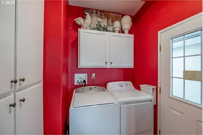 610 Vaughan Ln, Lebanon, OR 97355 - Photo 13