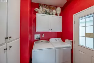 610 Vaughan Ln, Lebanon, OR 97355 - Photo 13