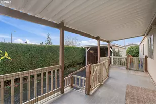 205 W Heintz St, Molalla, OR 97038 - Photo 3