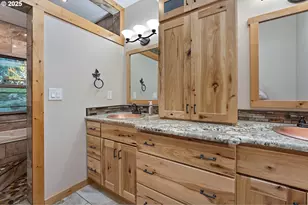 818 E Sierra Vista Dr, Newberg, OR 97132 - Photo 27