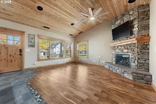 818 E Sierra Vista Dr, Newberg, OR 97132 - Photo 5