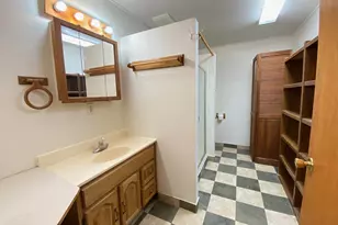 715 Jackson Ave, Coos Bay, OR 97420 - Photo 45