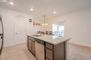 1222 W 16th Ave, La Center, WA 98629 - Photo 11