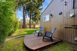 7070 NE 7th Pl, Portland, OR 97211 - Photo 23