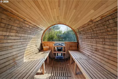 7070 NE 7th Pl, Portland, OR 97211 - Photo 21