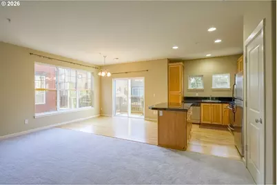 1070 SW 170th Ave #203, Beaverton, OR 97003 - Photo 11