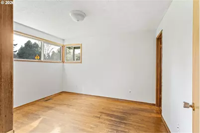 9370 SW Killarney Ln, Tualatin, OR 97062 - Photo 19