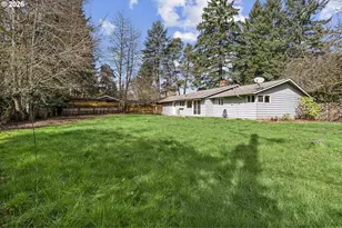 9370 SW Killarney Ln, Tualatin, OR 97062 - Photo 29