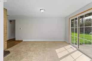 9370 SW Killarney Ln, Tualatin, OR 97062 - Photo 9