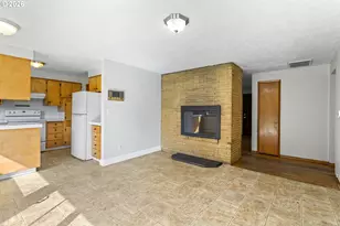 9370 SW Killarney Ln, Tualatin, OR 97062 - Photo 7