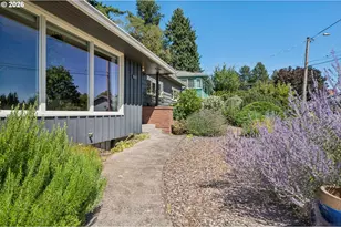 9505 NE Thompson St, Portland, OR 97220 - Photo 5