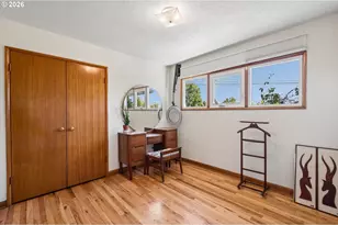 9505 NE Thompson St, Portland, OR 97220 - Photo 29