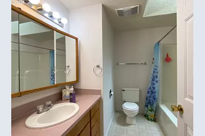 15925 Oakridge Ln, Silverton, OR 97381 - Photo 29