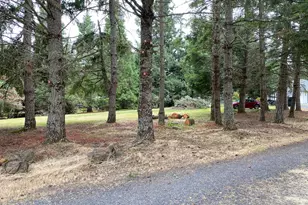 15925 Oakridge Ln, Silverton, OR 97381 - Photo 9