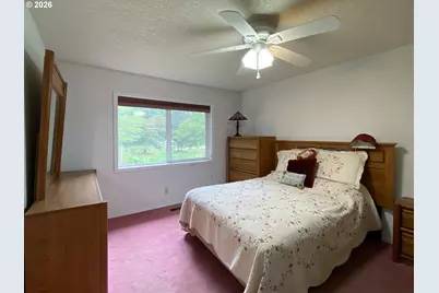 15925 Oakridge Ln, Silverton, OR 97381 - Photo 31