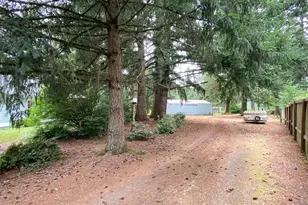 15925 Oakridge Ln, Silverton, OR 97381 - Photo 11