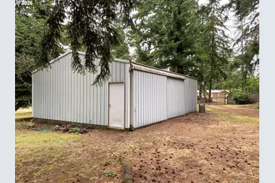15925 Oakridge Ln, Silverton, OR 97381 - Photo 13