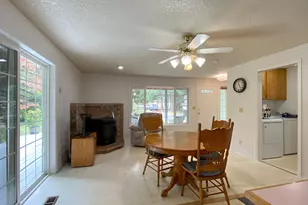 15925 Oakridge Ln, Silverton, OR 97381 - Photo 19