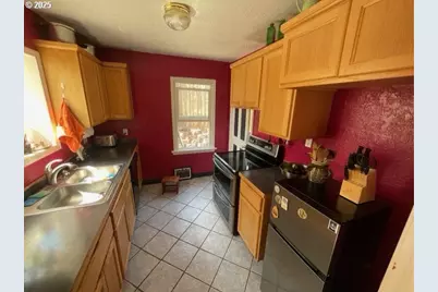 636 Roseway Dr, Klamath Falls, OR 97601 - Photo 15