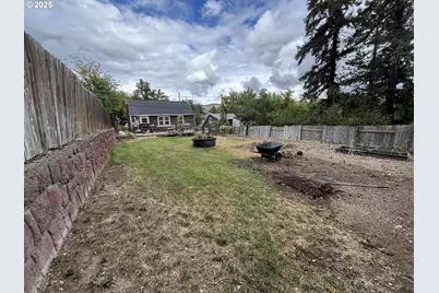 636 Roseway Dr, Klamath Falls, OR 97601 - Photo 33