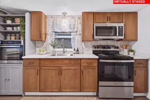 11126 SE Boise St, Portland, OR 97266 - Photo 7