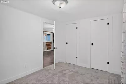 11126 SE Boise St, Portland, OR 97266 - Photo 17