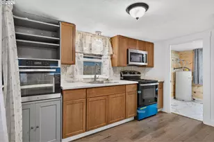 11126 SE Boise St, Portland, OR 97266 - Photo 5