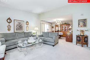 2119 NE 158th Ave, Portland, OR 97230 - Photo 13