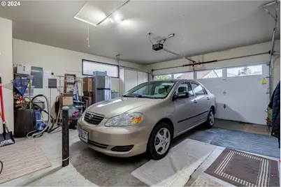 2119 NE 158th Ave, Portland, OR 97230 - Photo 37