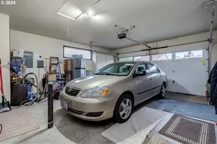 2119 NE 158th Ave, Portland, OR 97230 - Photo 37