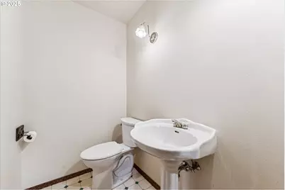 23465 S Central Point Rd, Canby, OR 97013 - Photo 21