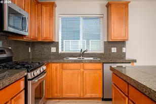 15565 Bachelor Ave, Sandy, OR 97055 - Photo 9