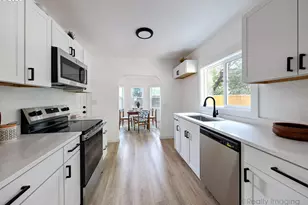 1330 NE 33rd Ave, Portland, OR 97232 - Photo 7