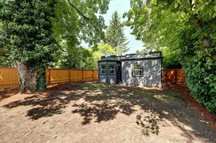 1330 NE 33rd Ave, Portland, OR 97232 - Photo 15