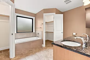 6469 Robin Hood St SE, Salem, OR 97306 - Photo 19