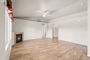 122 Falcon Ct, Boardman, OR 97818 - Photo 7