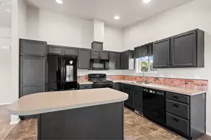 122 Falcon Ct, Boardman, OR 97818 - Photo 11