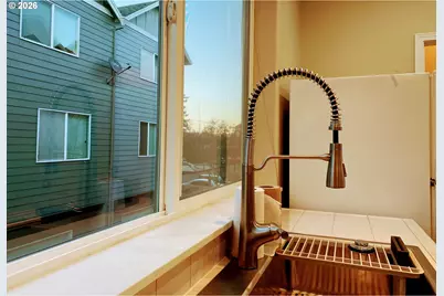 17446 SW October Ct, Beaverton, OR 97003 - Photo 5