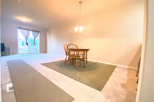 17446 SW October Ct, Beaverton, OR 97003 - Photo 7