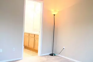 17446 SW October Ct, Beaverton, OR 97003 - Photo 11