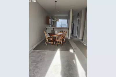 17446 SW October Ct, Beaverton, OR 97003 - Photo 7