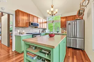 2877 Timberline Dr, Eugene, OR 97405 - Photo 7