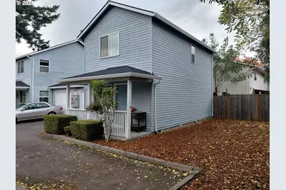 2236 SE 89th Ave, Portland, OR 97216 - Photo 3