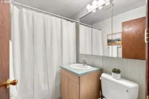 665 E Dartmouth St, Gladstone, OR 97027 - Photo 17