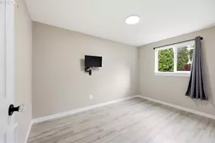2120 SE 117th Ave, Portland, OR 97216 - Photo 17