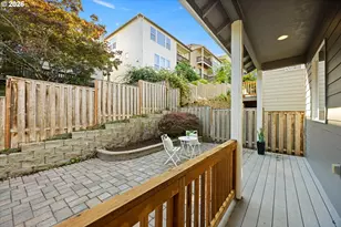 4638 NW Dresden Pl, Portland, OR 97229 - Photo 27