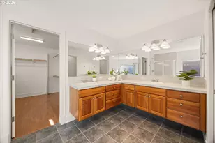 4638 NW Dresden Pl, Portland, OR 97229 - Photo 17