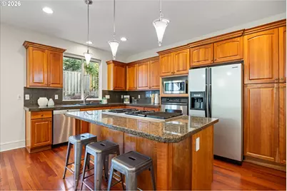 4638 NW Dresden Pl, Portland, OR 97229 - Photo 13